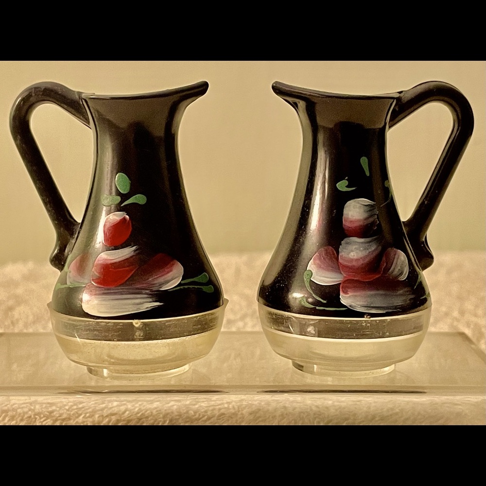 VINTAGE - “SALT & PEPPER SHAKERS”…